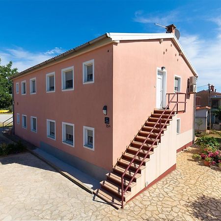Apartmani Dujmovic Medulin Exteriör bild